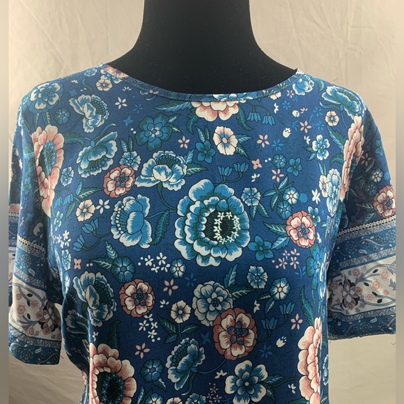 Rose Floral Print Dress - Picture 10 of 10